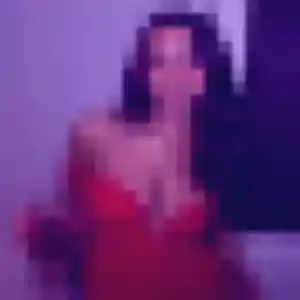 Rencontre Clara, 36 ans à Boissy-le-Châtel en privé