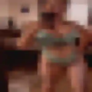 Augustine, fille de 26 ans cherche rencontre sexe à Bréhal