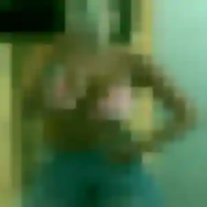 Anne-Laure, 19 ans, connectée à Bricquebec-en-Cotentin pour une rencontre coquine