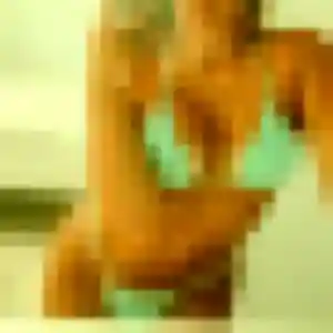 Lea, 26 ans, connectée à Caen pour un rencontre sexe