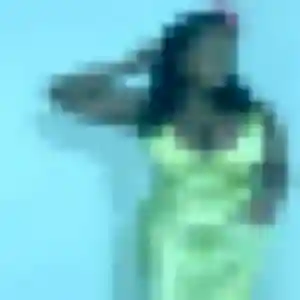 Zoe de Champagné, 35 ans - rencontre sexe sans prise de tête