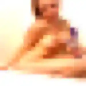 Gladys de Charenton-le-Pont, 21 ans - rencontre sexe discret