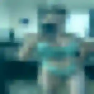 Contacte Joanne, 21 ans à Étiolles gratuitement