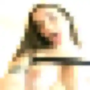 Kelly, femme de 21 ans cherche rencontre sexe à Étréchy
