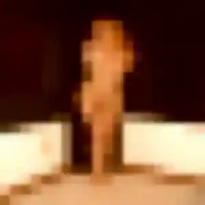 Photo de Nora à Forges-les-Bains (39 ans) - rencontre sexe anonyme