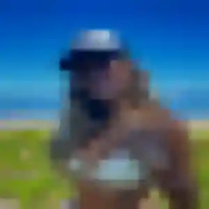 Charmante Elsa, 25 ans à Houdan - voir sa photo