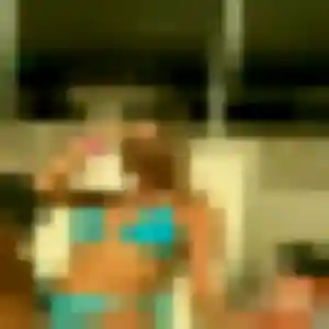 Augustine, 33 ans, connectée à Houilles pour un rencontre sexe