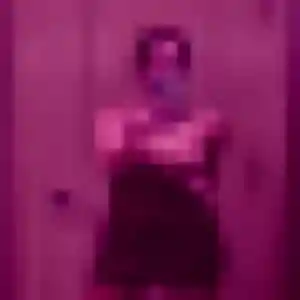 Profil de Ulrike à Le Mesnil-Saint-Denis (25 ans) - rencontre sexe gratuit