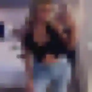 Belle Emmanuelle, 21 ans à Le Tréport - découvrir son profil
