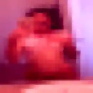 Photo privée de Naomi, 24 ans à Le Vésinet - rencontre sans lendemain