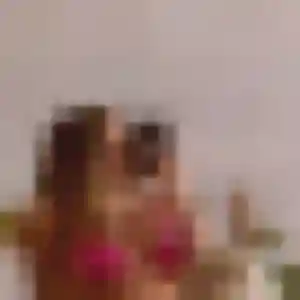 Huguette, 23 ans, connectée à Nangis pour un rencontre sexe