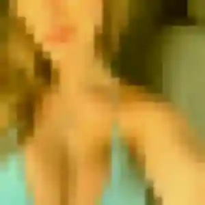 Isabelle, fille de 20 ans propose rencontre sexe à Parmain