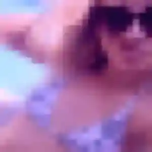 Photo de Margot à Quettreville-sur-Sienne (20 ans) - rencontre sexe anonyme