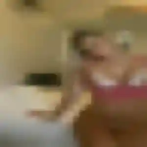 Leana (32 ans) à Rungis attend un rencontre sexe aujourd'hui