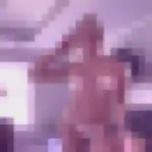 rencontre sexe à Saint-Cloud : photo de Anne-Sophie, 23 ans - accès libre