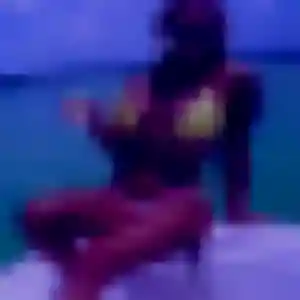 Nadia, fille de 22 ans cherche rencontre sexe à Saint-Nazaire