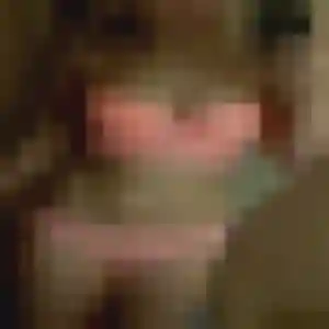 Perrine, 32 ans, connectée à Saint-Sauveur-Villages pour un rencontre sexe