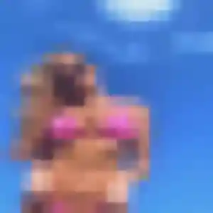 Flavie, 20 ans, en ligne à Saulx-les-Chartreux pour un rencontre sexe