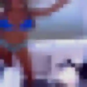 Oceane, 31 ans, connectée à Sucy-en-Brie pour une rencontre coquine