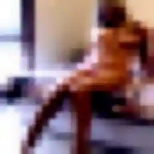 Anne-Charlotte (35 ans) à Triel-sur-Seine cherche un rencontre sexe rapidement