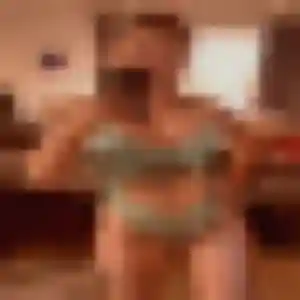 Hilary, 40 ans, connectée à Vieillevigne pour un rencontre sexe
