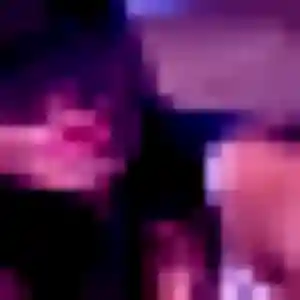 Découvre Wahiba, 22 ans à Ville-d'Avray en privé