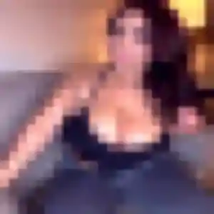 Emeraude, 33 ans, en ligne à Villemoisson-sur-Orge pour un rencontre sexe
